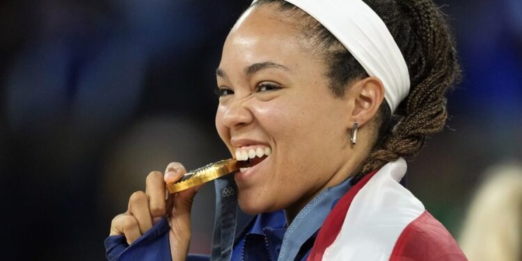 Olympics: Basketball-Women Finals - Gold Medal Game