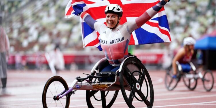 Hannah Cockroft with a Union Flag