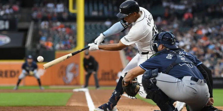 Sep 25, 2024; Detroit, Michigan, USA; Detroit Tigers right fielder Wenceel Pérez (46) hits an RBI single against the Tampa Bay Rays in the first inning at Comerica Park. Mandatory Credit: Lon Horwedel-Imagn Images