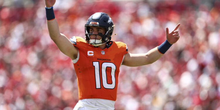 Bo Nix. (Kevin Sabitus/Getty Images)