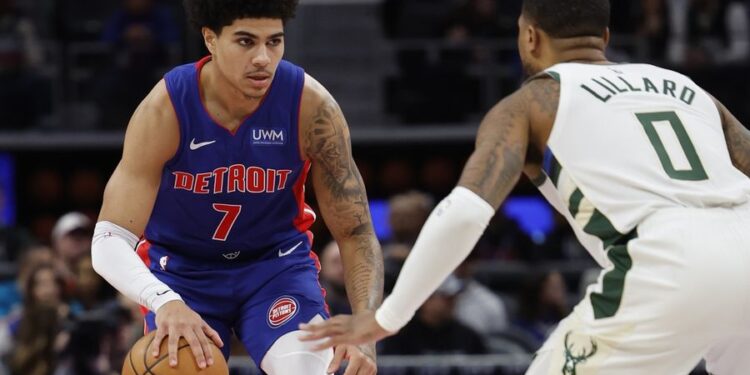 NBA: Milwaukee Bucks at Detroit Pistons