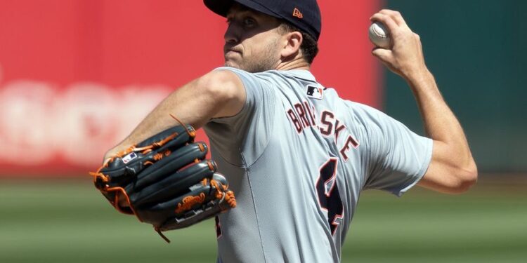 MLB: Detroit Tigers at Oakland Athletics