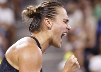 Aryna Sabalenka celebrates a point during her US Open fourth-round match