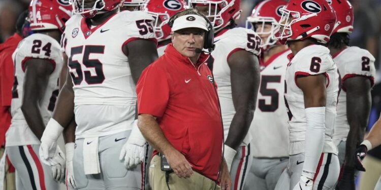 No. 1 Georgia didn't look invincible in a near-loss to Kentucky in Week 3. (AP Photo/Darron Cummings)