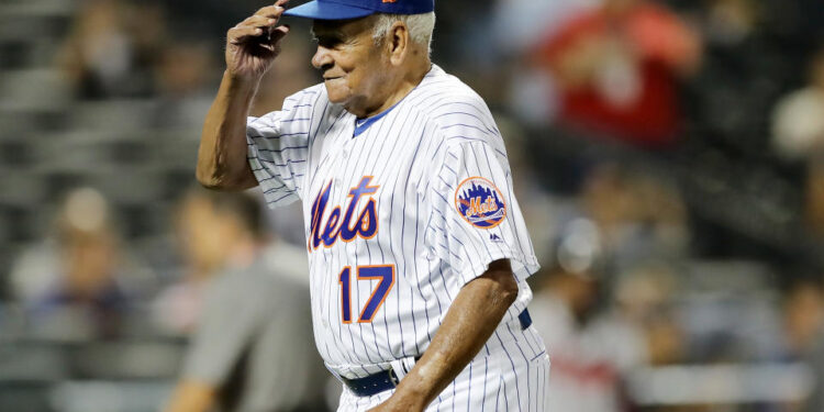 NEW YORK, NY - SEPTEMBER 26:  Ozzie Virgil Sr., the first Dominican-born player in the MLB, throws out a ceremonial first pitch before the game between the New York Mets and the Atlanta Braves on September 26, 2018 at Citi Field in the Flushing neighborhood of the Queens borough of New York City.  (Photo by Elsa/Getty Images)