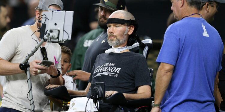 Steve Gleason on the sideline