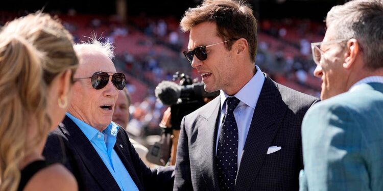 Tom Brady and Jerry Jones