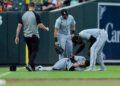 White Sox players collide