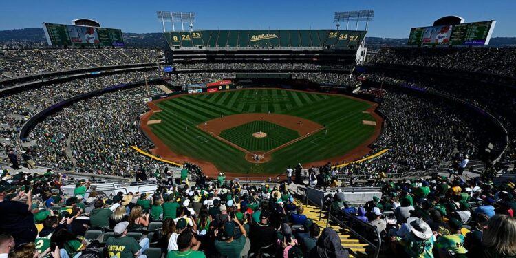 Oakland's last game