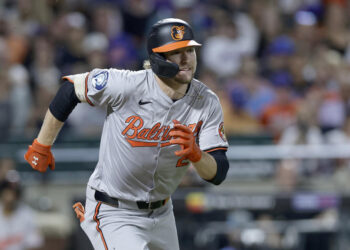 NEW YORK, NEW YORK - AUGUST 19:  Gunnar Henderson #2 of the Baltimore Orioles in action against the New York Mets at Citi Field on August 19, 2024 in New York City. The Mets defeated the Orioles 4-3. (Photo by Jim McIsaac/Getty Images)