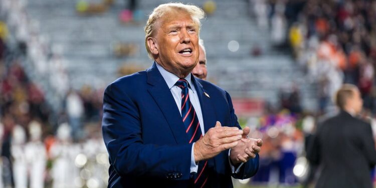 Trump at South Carolina game