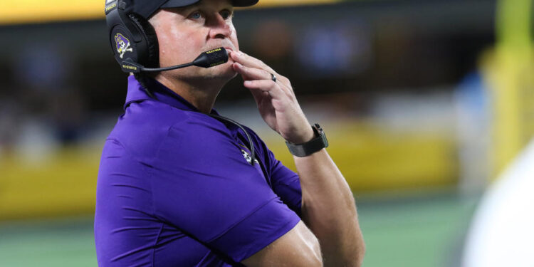 CHARLOTTE, NC - SEPTEMBER 02: Mike Houston head coach of East Carolina during the Duke Mayo Classic college football game between the East Carolina Pirates and Appalachian State Mountaineers on September 2, 2021 at Bank of America Stadium in Charlotte, N.C.  (Photo by John Byrum/Icon Sportswire via Getty Images)