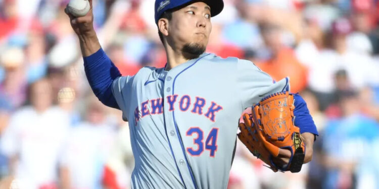 Oct 5, 2024; Philadelphia, PA, USA; New York Mets pitcher Kodai Senga (34) throws a pitch against the Philadelphia Phillies in the first inning in game one of the NLDS for the 2024 MLB Playoffs at Citizens Bank Park. Mandatory Credit: Eric Hartline-Imagn Images