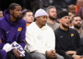 Kevin Durant (l.), Bradley Beal and Devin Booker (r.) source: Getty Images