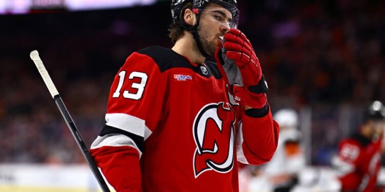 NHL: New Jersey Devils at Philadelphia Flyers