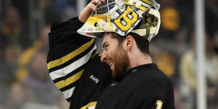 NHL: Stanley Cup Playoffs-Florida Panthers at Boston Bruins