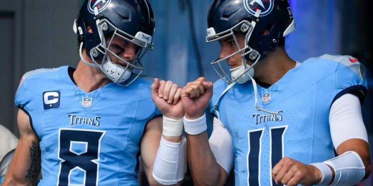 NFL: Green Bay Packers at Tennessee Titans