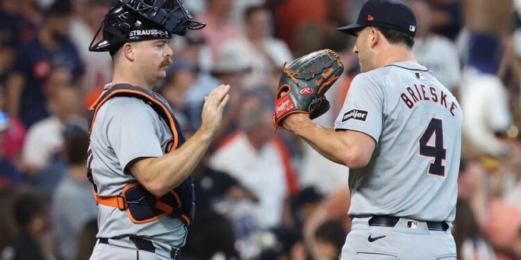 MLB: Playoffs-Detroit Tigers at Houston Astros