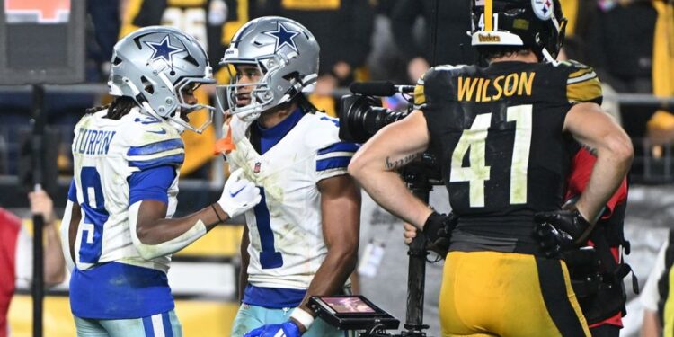 NFL: Dallas Cowboys at Pittsburgh Steelers