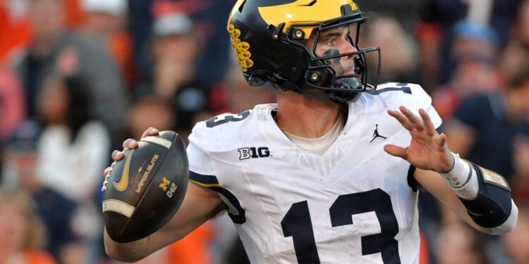 NCAA Football: Michigan at Illinois