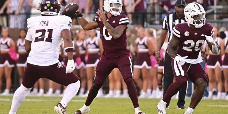 NCAA Football: Texas A&amp;M at Mississippi State