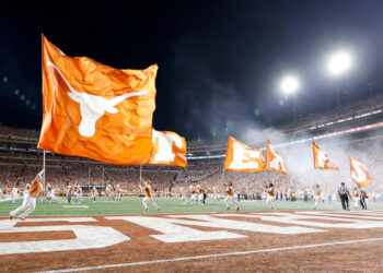 The Texas Longhorns host fellow SEC powerhouse Georgia in Austin on Saturday night. (Tim Warner/Getty Images)