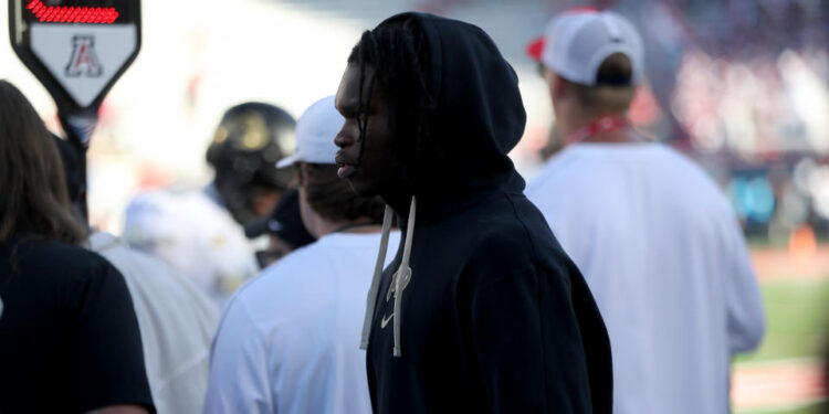 TUCSON, AZ - OCTOBER 19: Colorado Buffaloes wide receiver Travis Hunter #12 during the second half of a football game between the University of Colorado Buffaloes and the University of Arizona Wildcats.  October 19, 2024 at Arizona Stadium in Tucson, AZ. (Photo by Christopher Hook/Icon Sportswire via Getty Images)