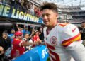 Patrick Mahomes celebrates with fans