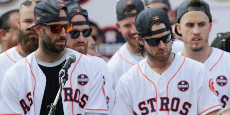 Mike Fiers and Josh Reddick