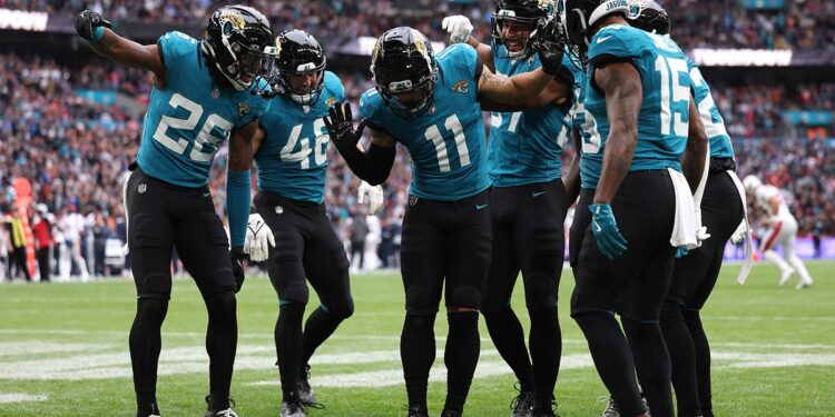 Jaguars celebrate touchdown