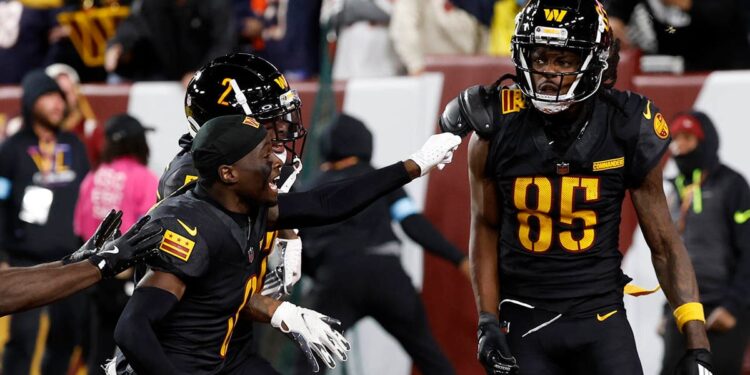 Noah Brown celebrates touchdown