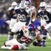 ARLINGTON, TEXAS - NOVEMBER 28: Jon Runyan #76 of the New York Giants attempts to recover a fumble during an NFL football game against the Dallas Cowboys at AT&T Stadium on November 28, 2024 in Arlington, Texas. (Photo by Kevin Sabitus/Getty Images)