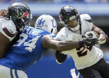 NFL: Houston Texans at Indianapolis Colts