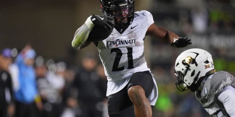 NCAA Football: Cincinnati at Colorado