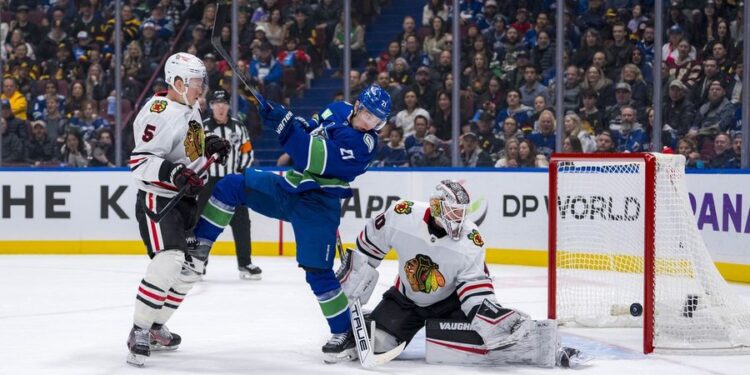 NHL: Chicago Blackhawks at Vancouver Canucks