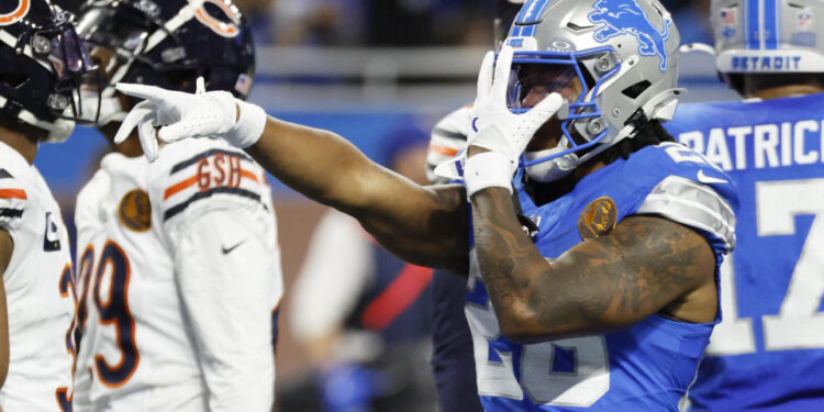 Jahmyr Gibbs and the Lions built a big lead vs. the Bears but had to hang on as Chicago was a mess on its final play with a chance to tie or take the lead. (AP Photo/Rick Osentoski)