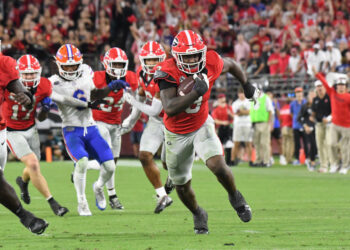 JACKSONVILLE, FL - NOVEMBER 2: CJ Allen #3 of the Georgia Bulldogs returns an interception during a game between University of Florida and University of Georgia at EverBank Stadium on November 2, 2024 in Jacksonville, Florida. (Photo by Perry McIntyre/ISI Photos/Getty Images)