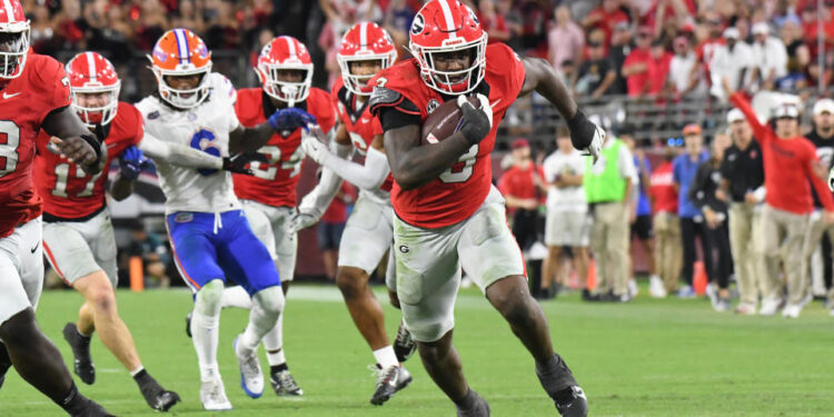 JACKSONVILLE, FL - NOVEMBER 2: CJ Allen #3 of the Georgia Bulldogs returns an interception during a game between University of Florida and University of Georgia at EverBank Stadium on November 2, 2024 in Jacksonville, Florida. (Photo by Perry McIntyre/ISI Photos/Getty Images)