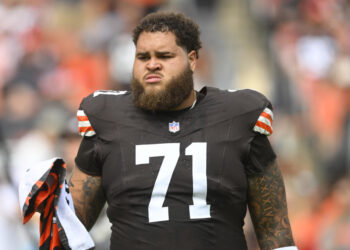 FILE -Cleveland Browns offensive tackle Jedrick Wills Jr. (71) prepares for an NFL football game against the New York Giants, Sunday, Sept. 22, 2024 in Cleveland. (AP Photo/David Richard, FIle)