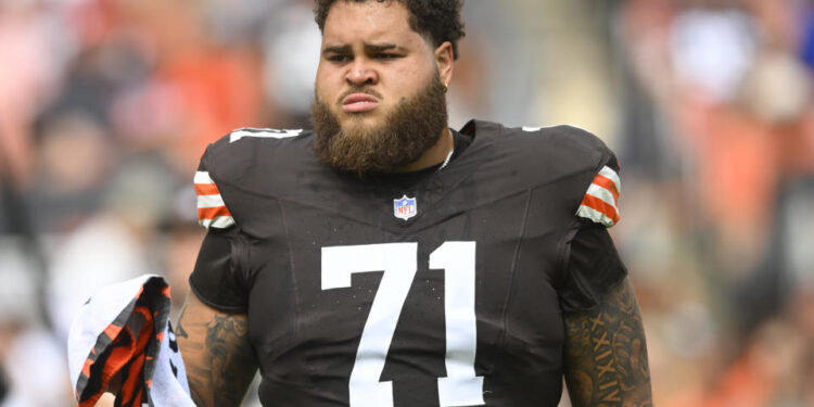 FILE -Cleveland Browns offensive tackle Jedrick Wills Jr. (71) prepares for an NFL football game against the New York Giants, Sunday, Sept. 22, 2024 in Cleveland. (AP Photo/David Richard, FIle)