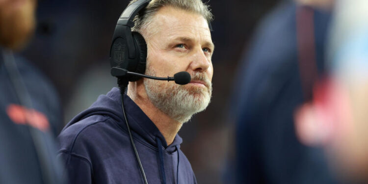 DETROIT,MICHIGAN-NOVEMBER 28: Chicago Bears head coach Matt Eberflus looks on during a game between the Detroit Lions and the Chicago Bears on Thanksgiving Day in Detroit, Michigan USA, on Thursday, November 28, 2024. (Photo by Amy Lemus/NurPhoto via Getty Images)