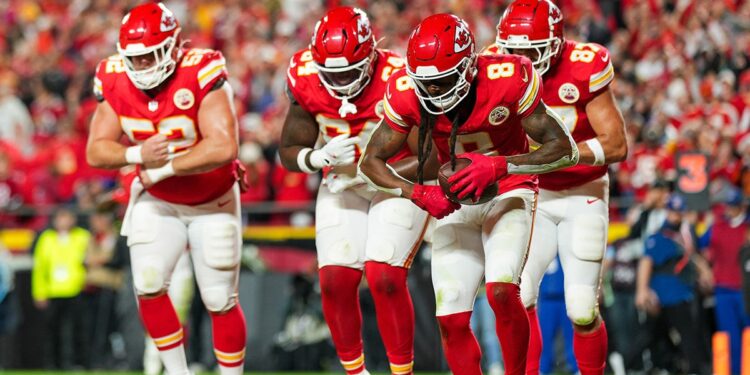 Chiefs celebrate touchdown