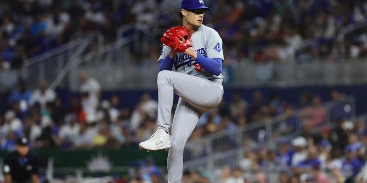 Joe Kelly throws a pitch