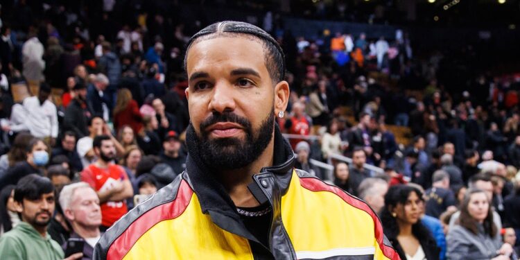 Drake leaves an NBA game