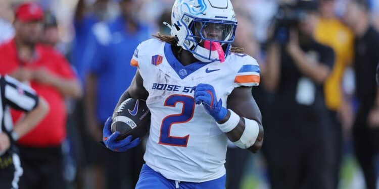 NCAA Football: Boise State at Hawaii