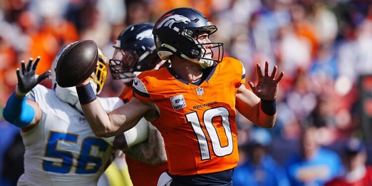 NFL: Los Angeles Chargers at Denver Broncos