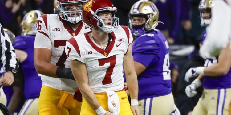 NCAA Football: Southern California at Washington