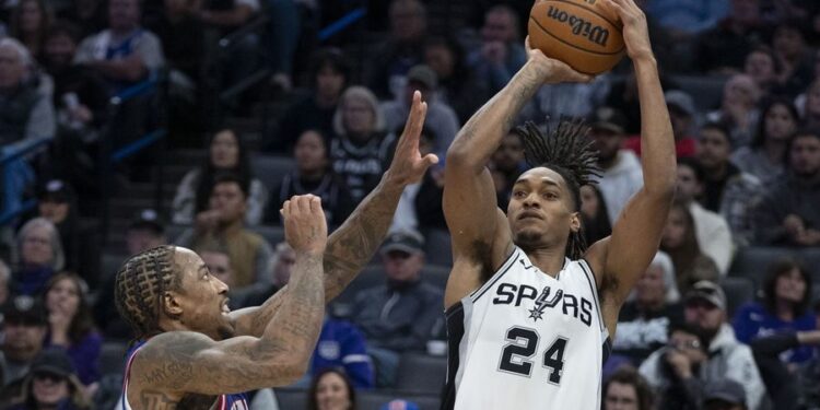 NBA: San Antonio Spurs at Sacramento Kings