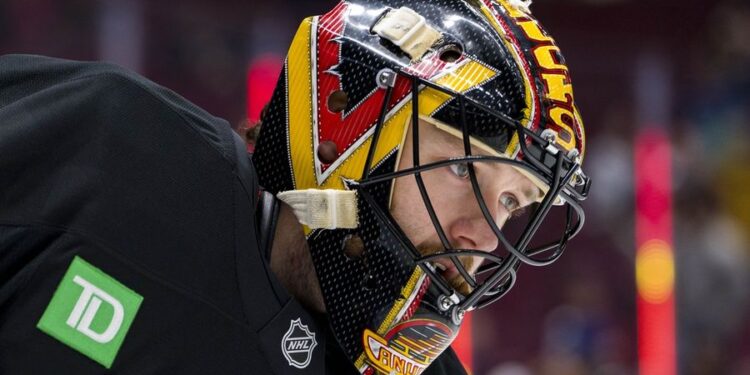 NHL: Columbus Blue Jackets at Vancouver Canucks