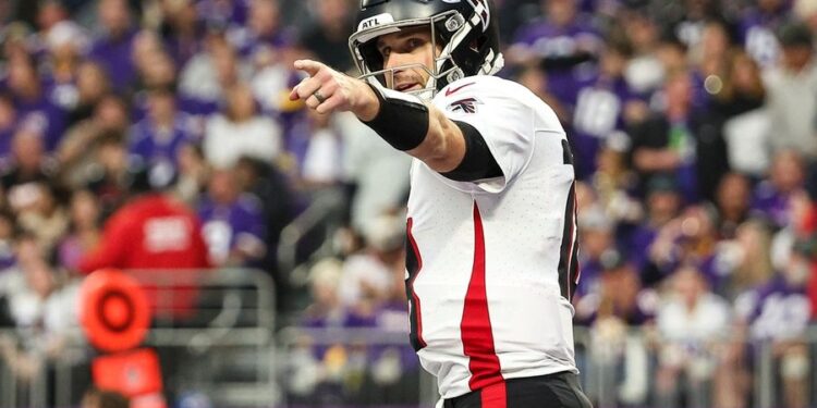 NFL: Atlanta Falcons at Minnesota Vikings